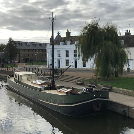 Hotel Barge Waternimf Ely Bagian luar foto