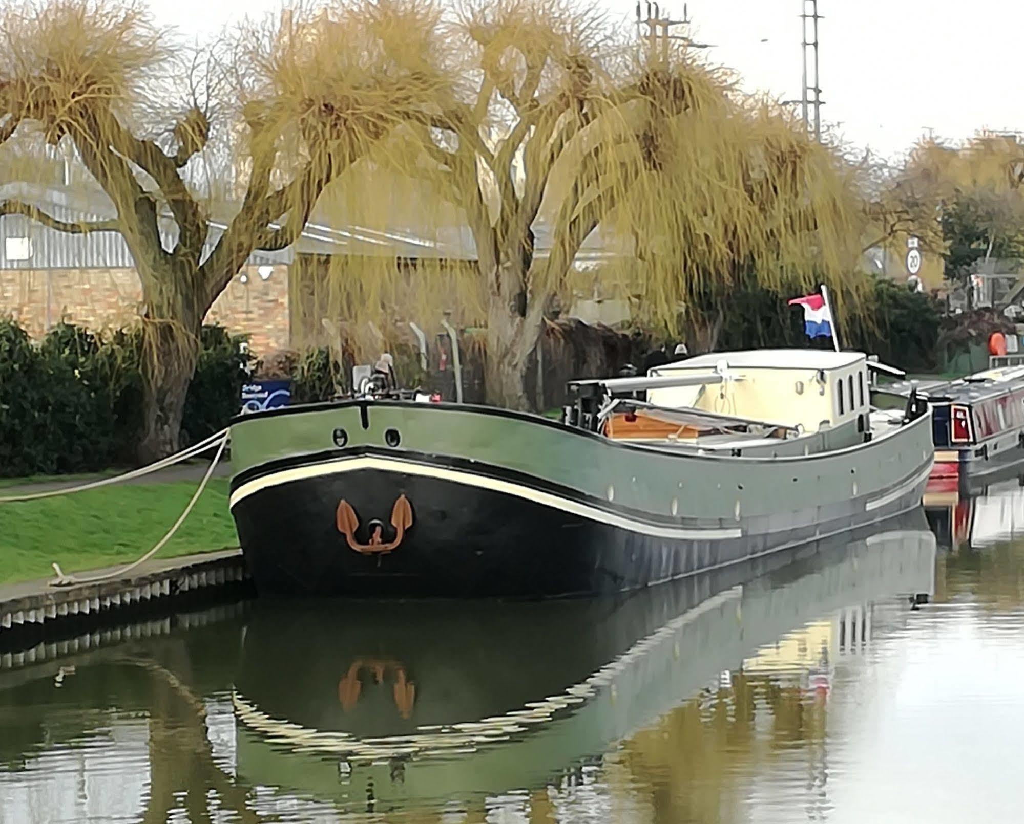 Hotel Barge Waternimf Ely Bagian luar foto