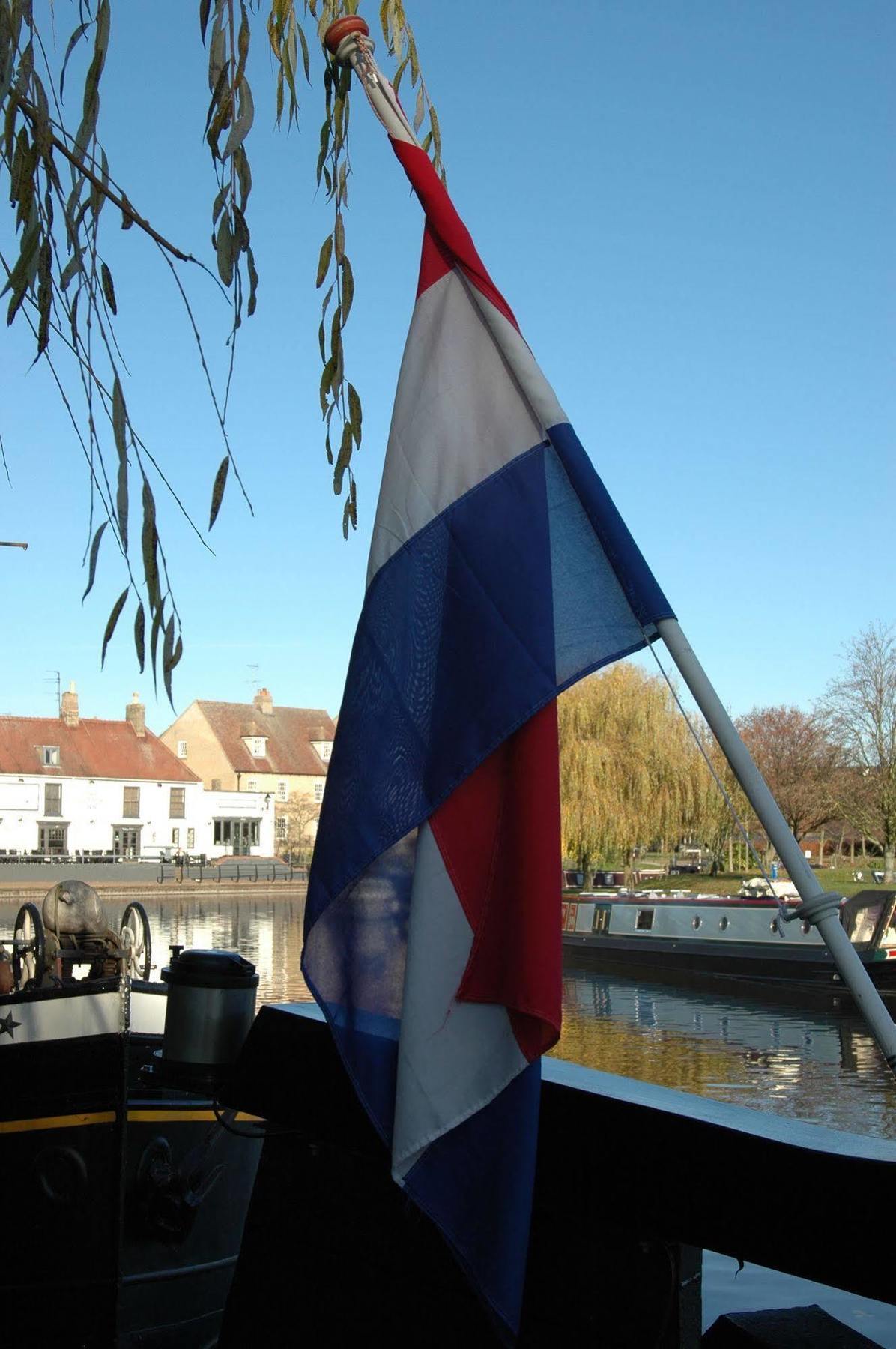 Hotel Barge Waternimf Ely Bagian luar foto