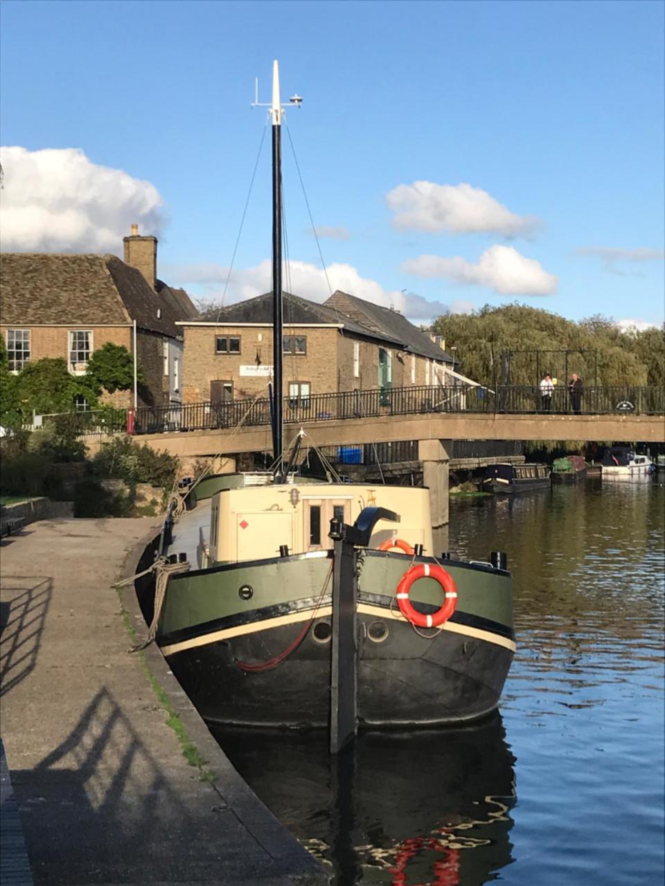 Hotel Barge Waternimf Ely Bagian luar foto